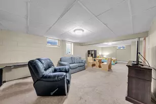 477 Idaho Ave E, Saint Paul, MN 55130 - Photo 37