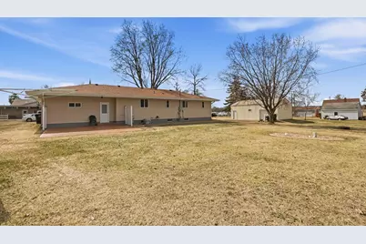 22800 State Highway 15, Saint Augusta, MN 56301 - Photo 5