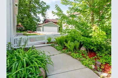 306 Harrison Avenue, Saint Paul, MN 55102 - Photo 41
