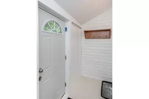 306 Harrison Ave, Saint Paul, MN 55102 - Photo 9