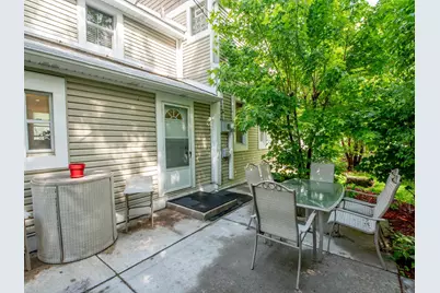 306 Harrison Avenue, Saint Paul, MN 55102 - Photo 45