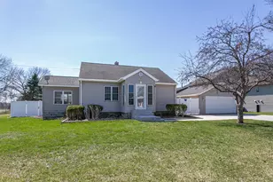 373 Locust St S, Prescott, WI 54021 - Photo 1