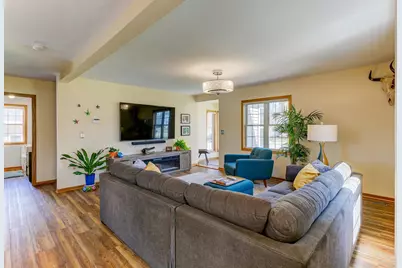 373 Locust Street S, Prescott, WI 54021 - Photo 9