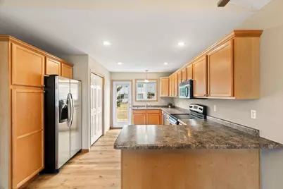 74 Stratford Way, Hudson, WI 54016 - Photo 7