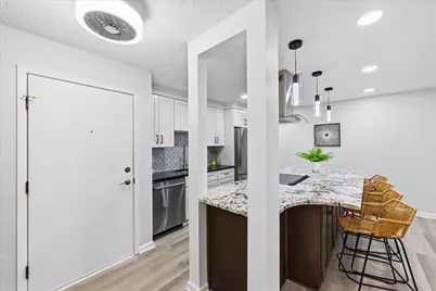 135 Viking Drive E #104, Little Canada, MN 55117 - Photo 5