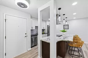 135 Viking Dr E, Little Canada, MN 55117 - Photo 5