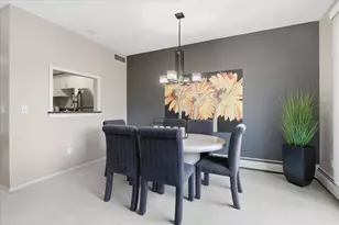 3412 Oak Ridge Rd, Hopkins, MN 55305 - Photo 5