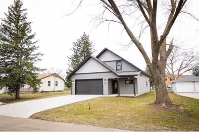 1609 25th Street SE, Rochester, MN 55904 - Photo 1