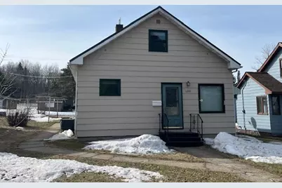 1210 2nd Street W, Eveleth, MN 55734 - Photo 1