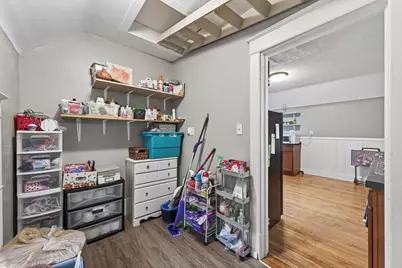 895 Rose Avenue E, Saint Paul, MN 55106 - Photo 9