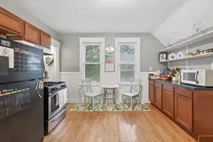 895 Rose Ave E, Saint Paul, MN 55106 - Photo 7