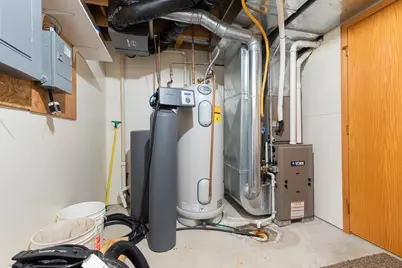 1221 Patricia Court, Marshall, MN 56258 - Photo 51