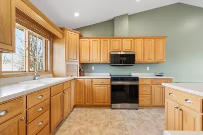 1221 Patricia Court, Marshall, MN 56258 - Photo 13