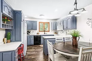 114 Pine Ridge Rd, Esko, MN 55733 - Photo 3