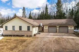 114 Pine Ridge Rd, Esko, MN 55733 - Photo 1