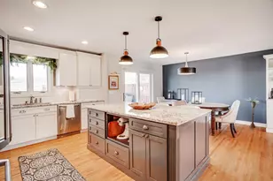 2221 Quebec Dr, Saint Louis Park, MN 55426 - Photo 5