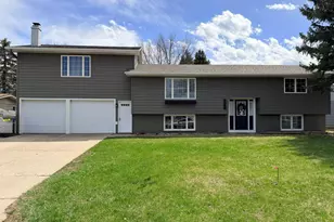 1511 Eckerson Dr, Worthington, MN 56187 - Photo 1