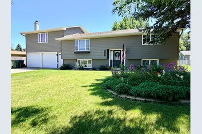 1511 Eckerson Drive, Worthington, MN 56187 - Photo 3