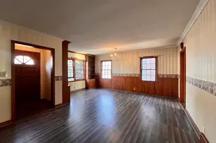 612 10th St SW, Willmar, MN 56201 - Photo 3