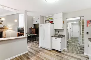 5400 Sanibel Dr, Minnetonka, MN 55343 - Photo 11