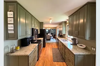 208 E Mason Avenue, Verndale, MN 56481 - Photo 7