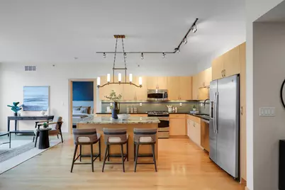 215 10th Avenue S #727, Minneapolis, MN 55415 - Photo 5