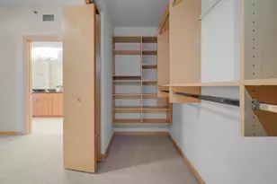 215 10th Ave S, Minneapolis, MN 55415 - Photo 33