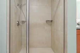 215 10th Ave S, Minneapolis, MN 55415 - Photo 15