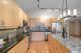 215 10th Ave S, Minneapolis, MN 55415 - Photo 9