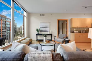 215 10th Ave S, Minneapolis, MN 55415 - Photo 11