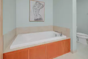 215 10th Ave S, Minneapolis, MN 55415 - Photo 21