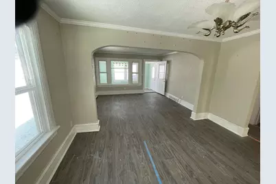 911 W Cavour Avenue, Fergus Falls, MN 56537 - Photo 3