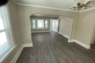 911 W Cavour Ave, Fergus Falls, MN 56537 - Photo 3