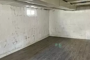 911 W Cavour Ave, Fergus Falls, MN 56537 - Photo 15