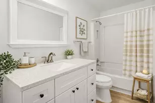 2489 Woodbridge St, Roseville, MN 55113 - Photo 1