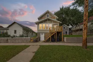 322 E Vine St, Mankato, MN 56001 - Photo 1