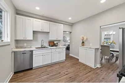 3247 Humboldt Avenue N, Minneapolis, MN 55412 - Photo 21