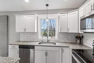 555 Western Ave, Green Isle, MN 55338 - Photo 9