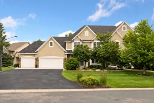 6815 Ruby Ln, Chanhassen, MN 55317 - Photo 1