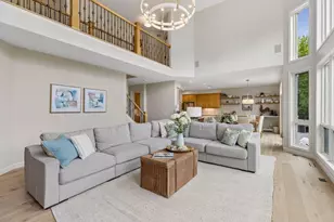 6815 Ruby Ln, Chanhassen, MN 55317 - Photo 13