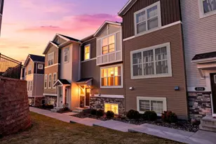 2230 Gateway Curv, North Saint Paul, MN 55109 - Photo 1