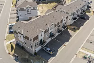 2230 Gateway Curv, North Saint Paul, MN 55109 - Photo 53