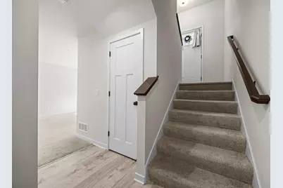 2230 Gateway Curve, North Saint Paul, MN 55109 - Photo 47