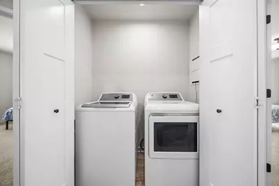 2230 Gateway Curve, North Saint Paul, MN 55109 - Photo 31