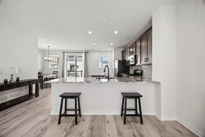 2230 Gateway Curve, North Saint Paul, MN 55109 - Photo 17