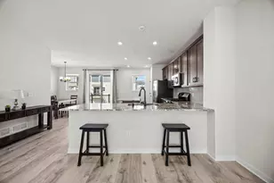 2230 Gateway Curv, North Saint Paul, MN 55109 - Photo 17