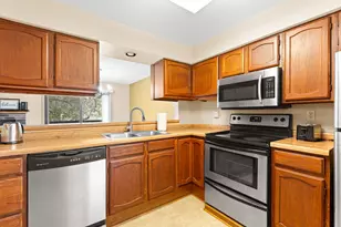 28 Elton Ridge Ct NW, Rochester, MN 55901 - Photo 11