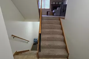 28 Elton Ridge Ct NW, Rochester, MN 55901 - Photo 3