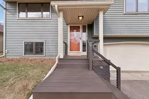 6616 Harlan Dr, Eden Prairie, MN 55346 - Photo 3