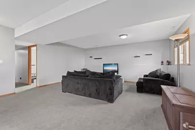 4910 Manor Brook Drive NW, Rochester, MN 55901 - Photo 15